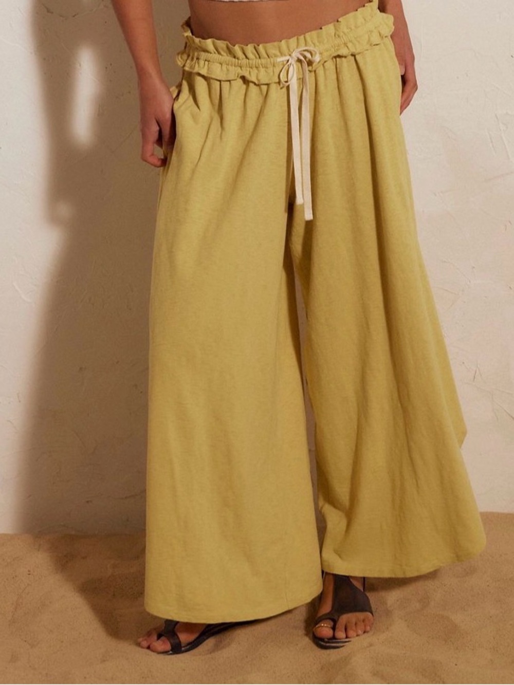 Free People Elara Cotton Pants. NWT. Yellow jasmine